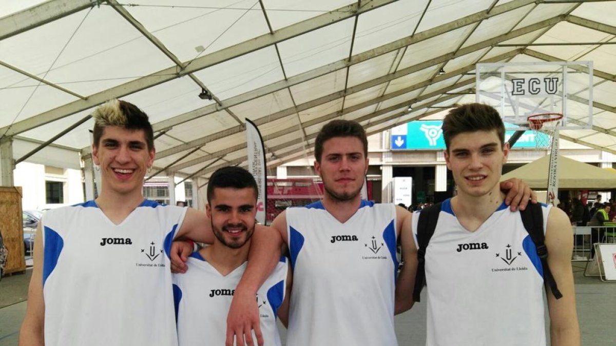 El equipo de la UdL que ha participado en el Catalán Universitario.