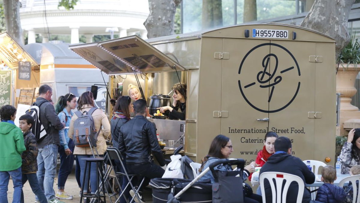 Los Camps Elisis acogieron ‘food trucks’ durante un fin de semana el pasado mes de abril.