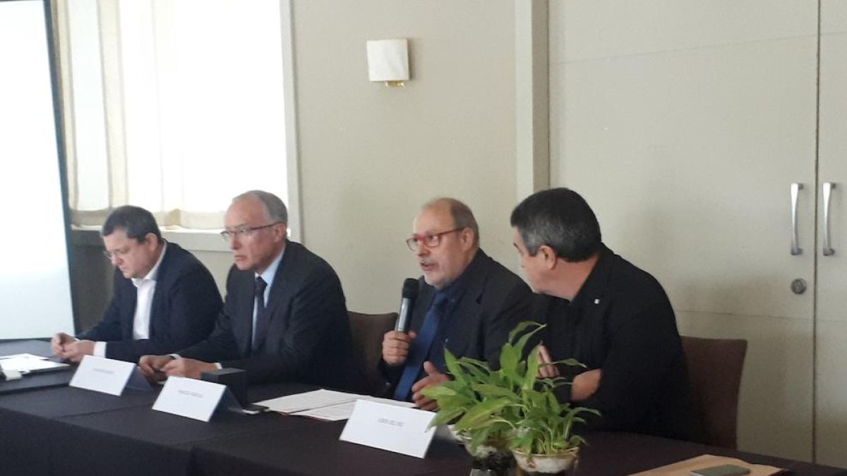 Prop de 1.500 llocs de treball qualificats i un volum de negoci de 36,8 milions d'euros a la premsa en català