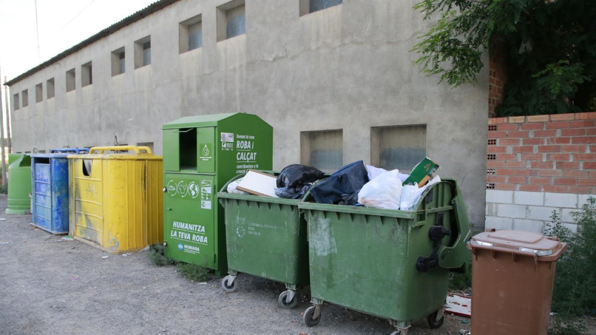 Contenedores de Almacelles, en la imagen, que se sumará parcialmente al sistema de las islas.