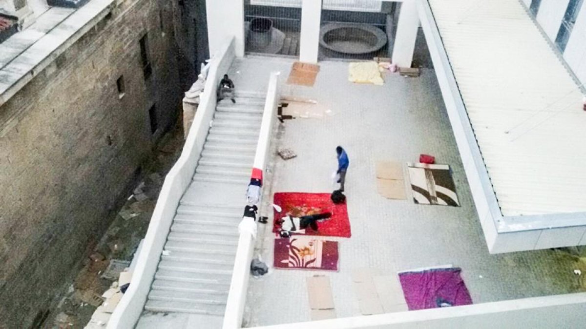 La misma ubicación a medianoche, según A Ponent Destriem.