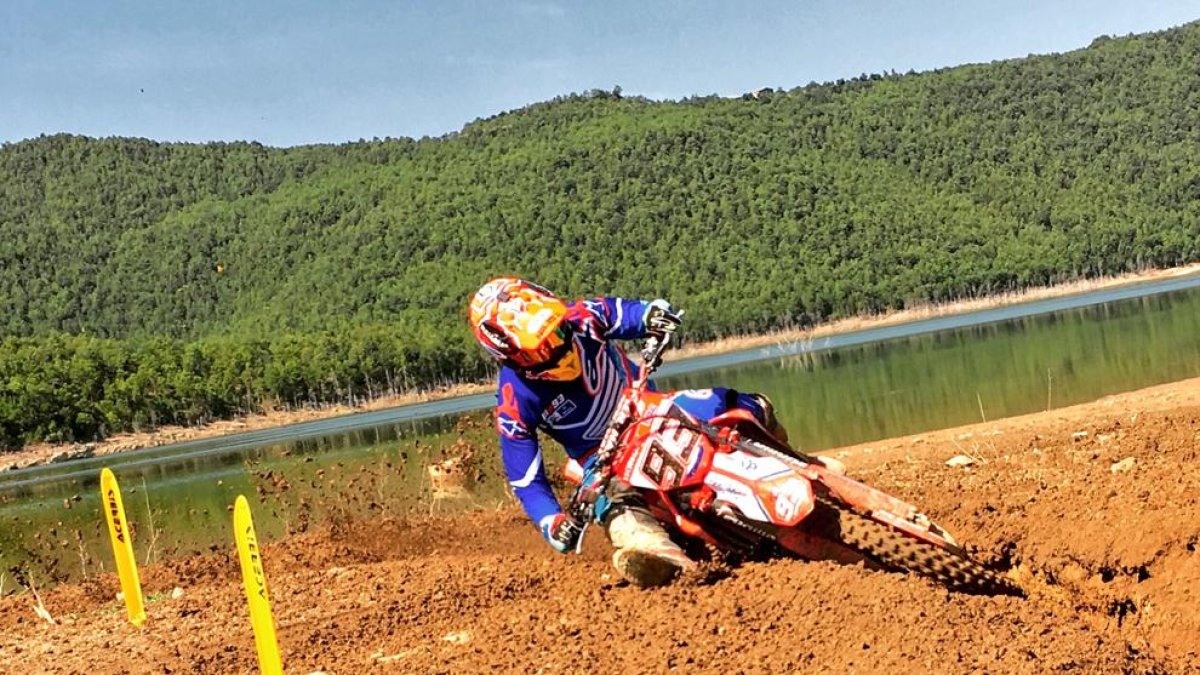 Marc Màrquez s’entrena a la Clua abans de reprendre el Mundial
