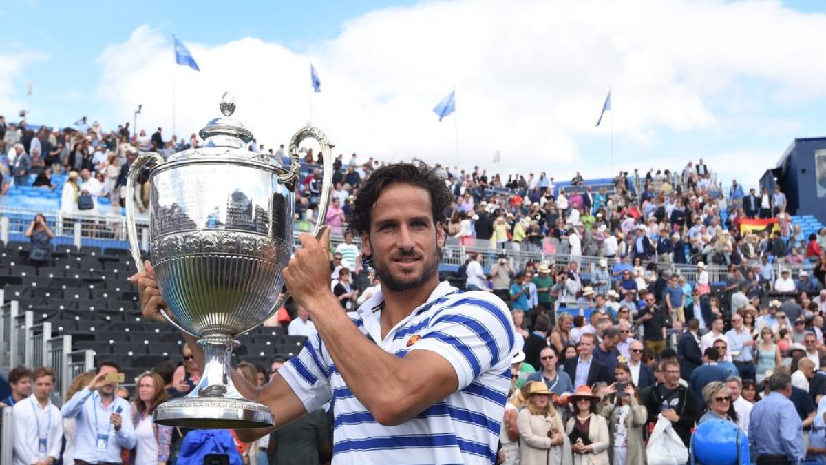Feliciano López gana en Queen’s