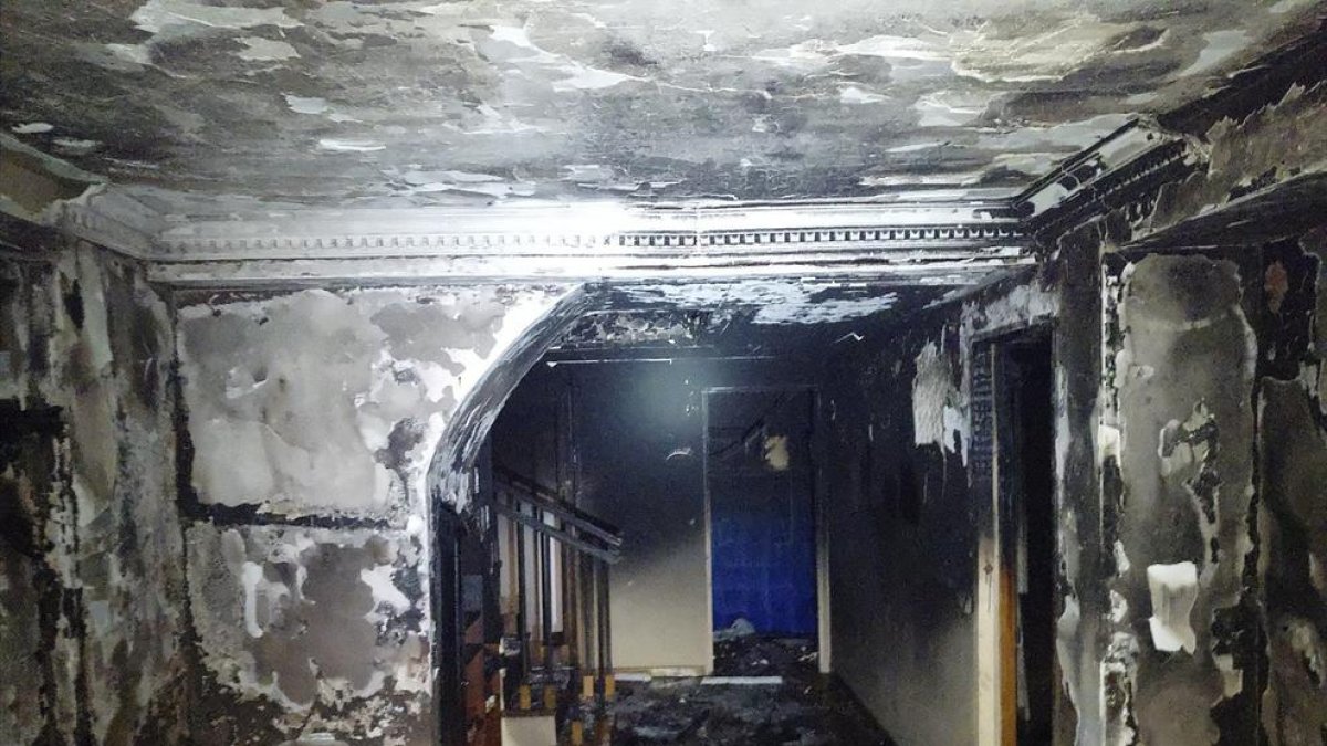 Imatge del pis incendiat al barri d’Alcorcón.