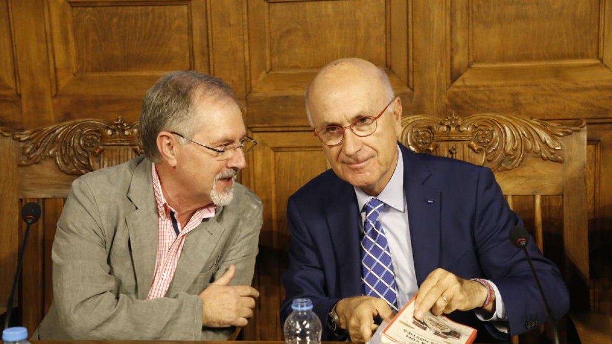 Juan Cal i Duran Lleida, ahir a la presentació del llibre a l’IEI.