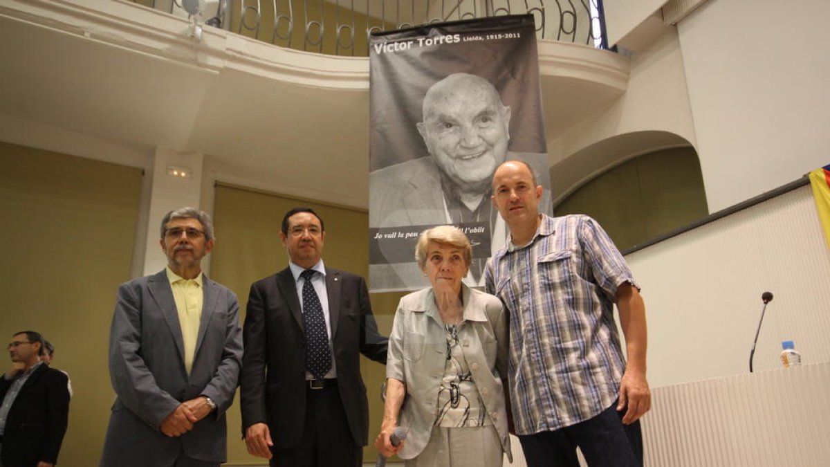 Mor als 96 anys Raymonde Sallé, vídua de Víctor Torres