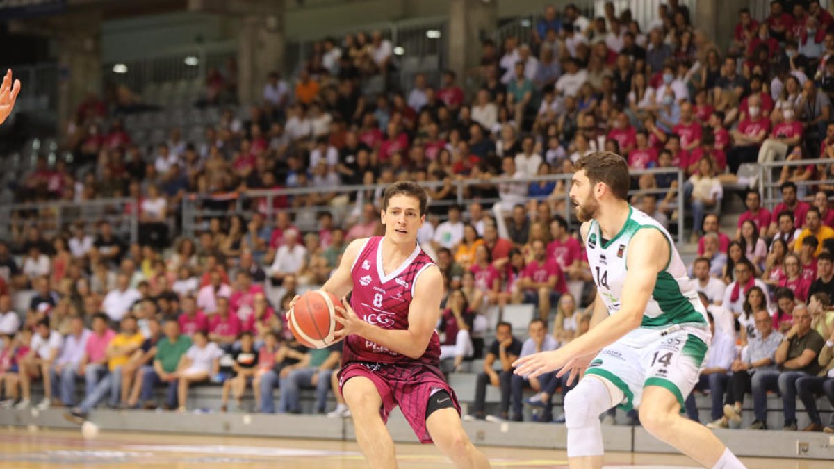 Albert Lafuente podría cambiar la camiseta del Força Lleida por la del Cáceres.