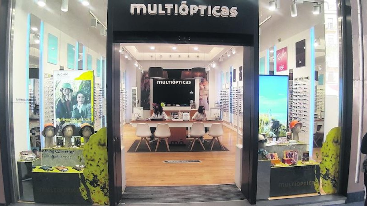 Aquesta òptica espera poder posar portes la setmana vinent.