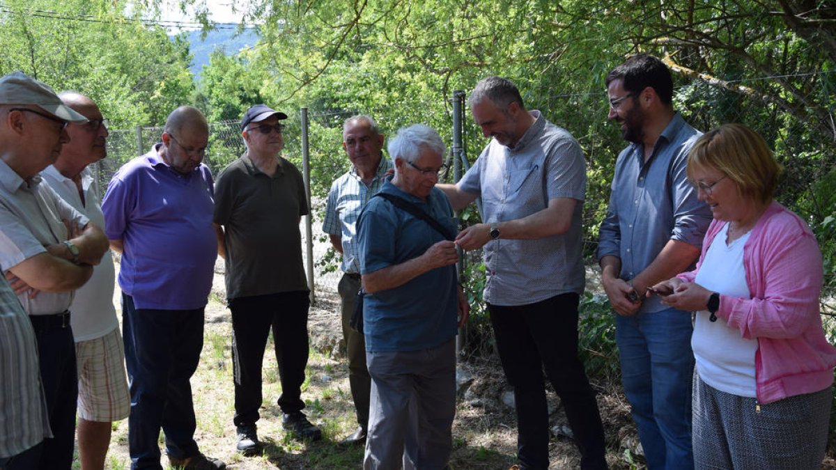 La Seu entregó ayer las llaves de 10 huertos sociales.
