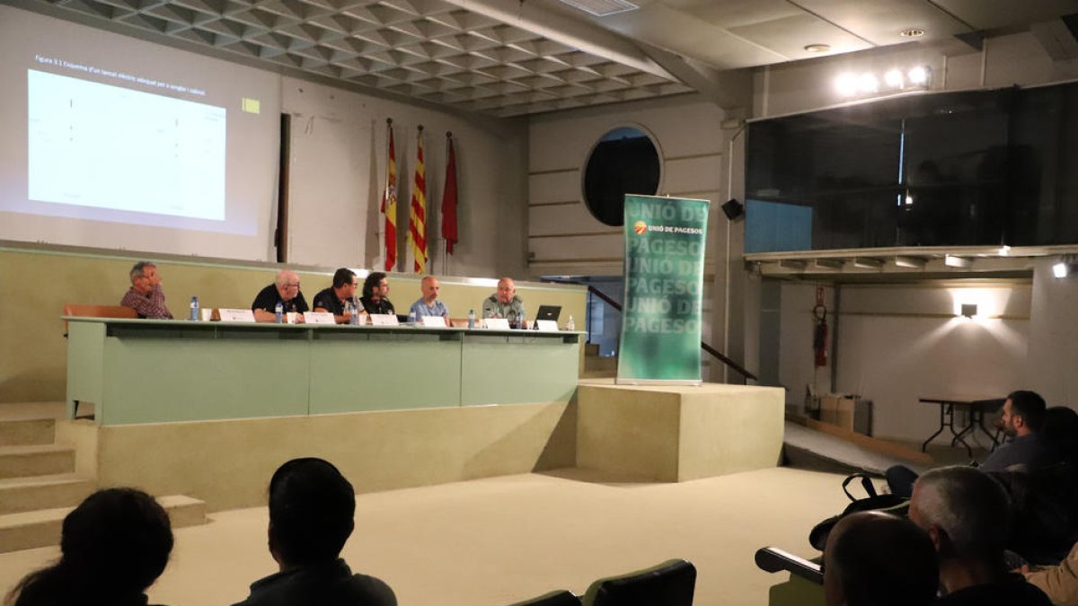 Un momento de la mesa redonda que organizó ayer Unió de Pagesos.