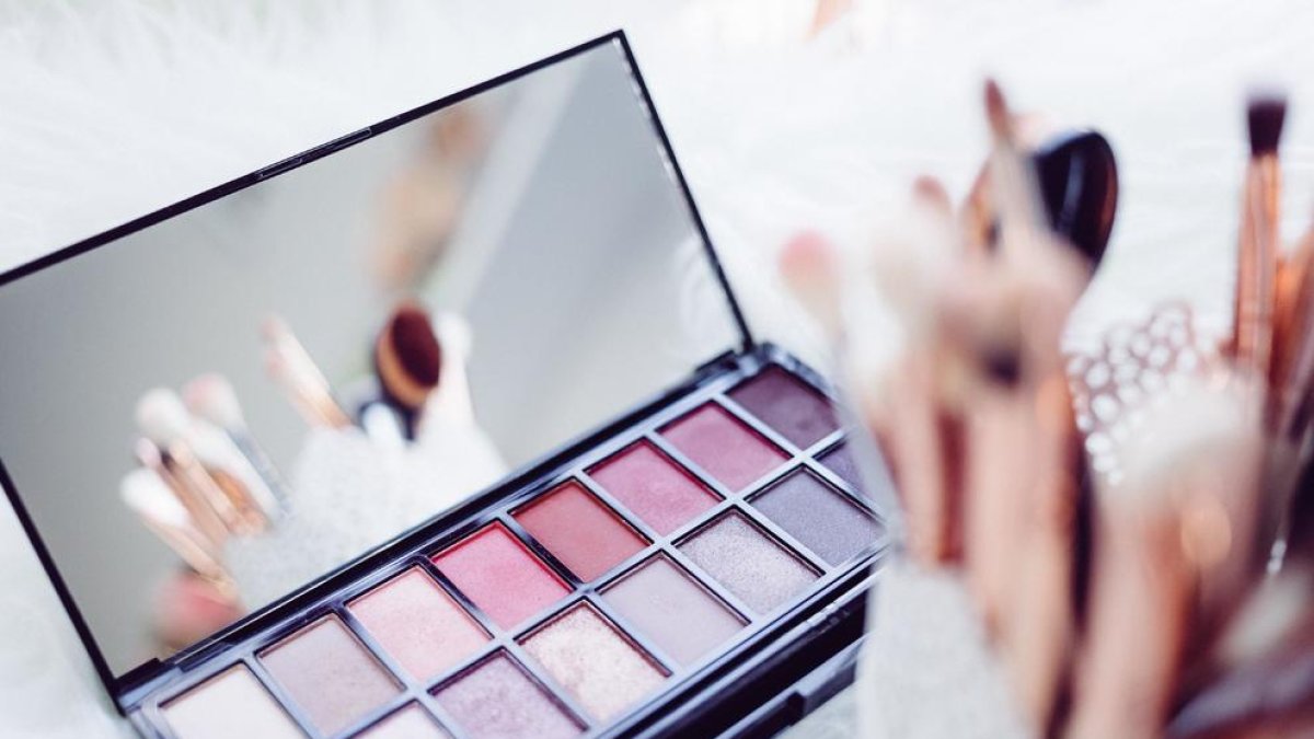 Cosméticos bajo sospecha: ¿Qué ingredientes son peligrosos?
