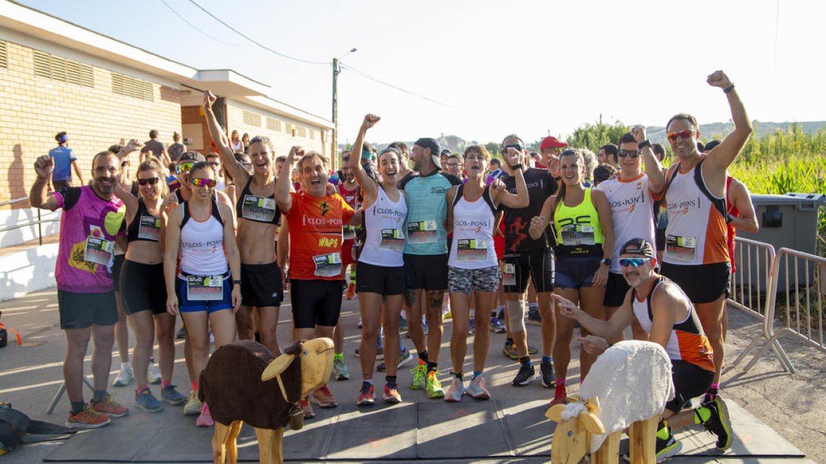 Premi tradicional, però actualitzat - En aquesta edició, el premi que es va entregar als guanyadors de les categories absolutes va ser un corder preparat per cuinar, mantenint la tradició amb què va començar aquesta competició, malgrat que an ...