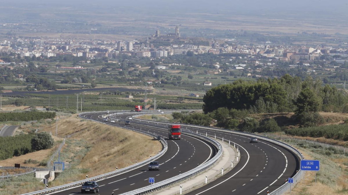 Uno de los tramos ejecutados de la autovía A-14.