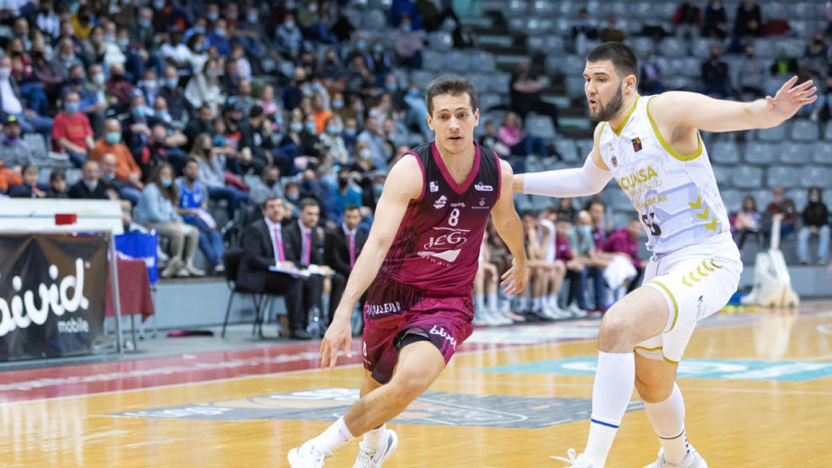 Albert Lafuente, en un partido de la pasada temporada.