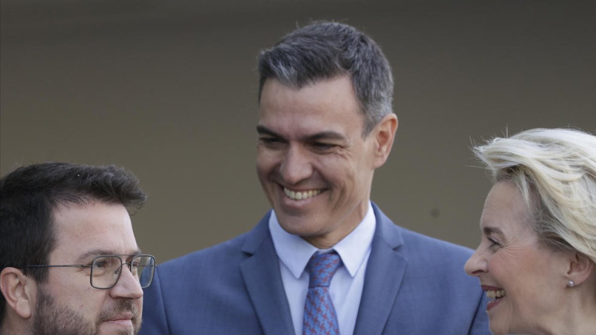 Sánchez accepta una pròxima reunió amb Aragonés pel cas de l'espionatge