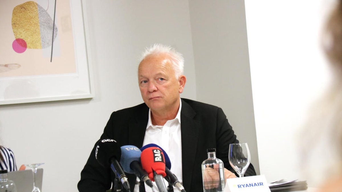 Ryanair aumentará las tarifas hasta una media de 50 euros en los próximos cuatro años