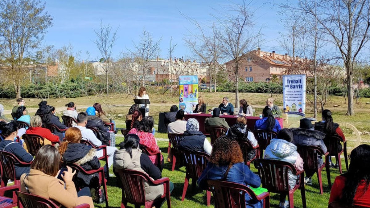 Imagen de la ceremonia de entrega de los certificados, ayer.