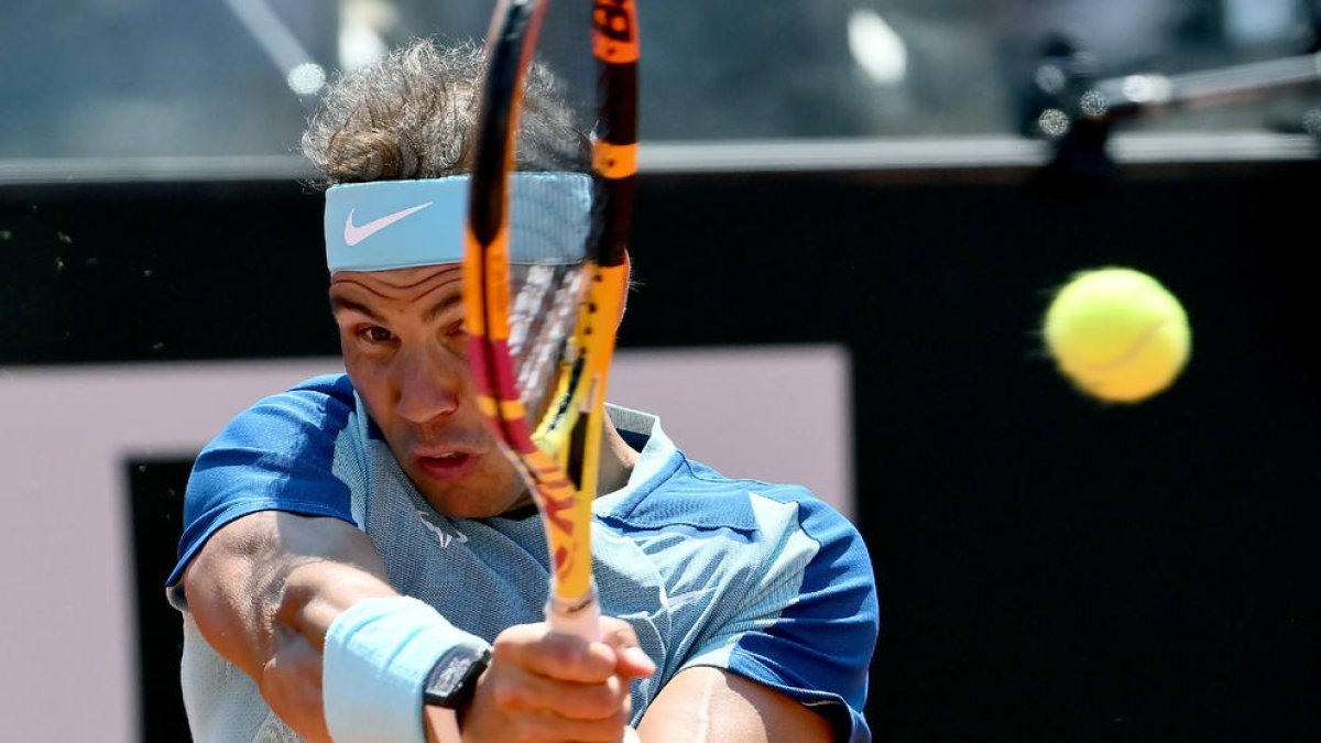 Rafa Nadal, en una acción del partido de ayer.