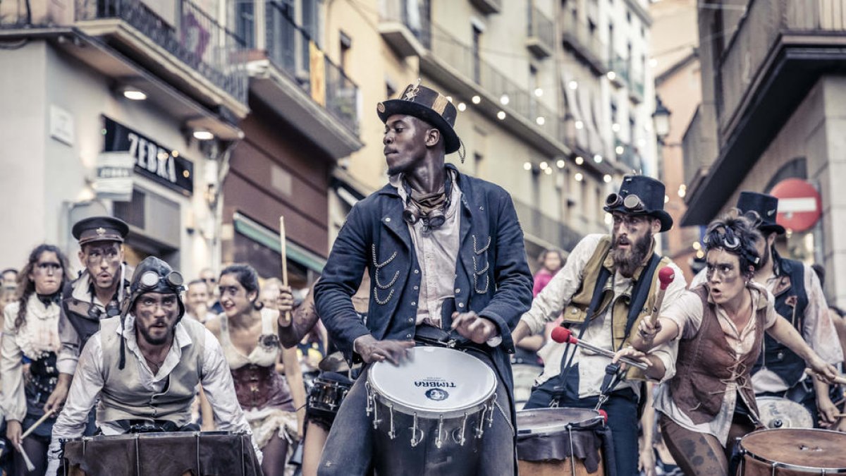 Percusión con la compañía de la Segarra Sound de Secà.
