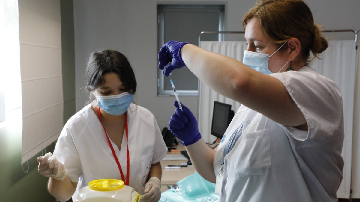 La vacunació per als majors de 60 anys va començar el 17 d’octubre. Per als de 80, el 26 de setembre.