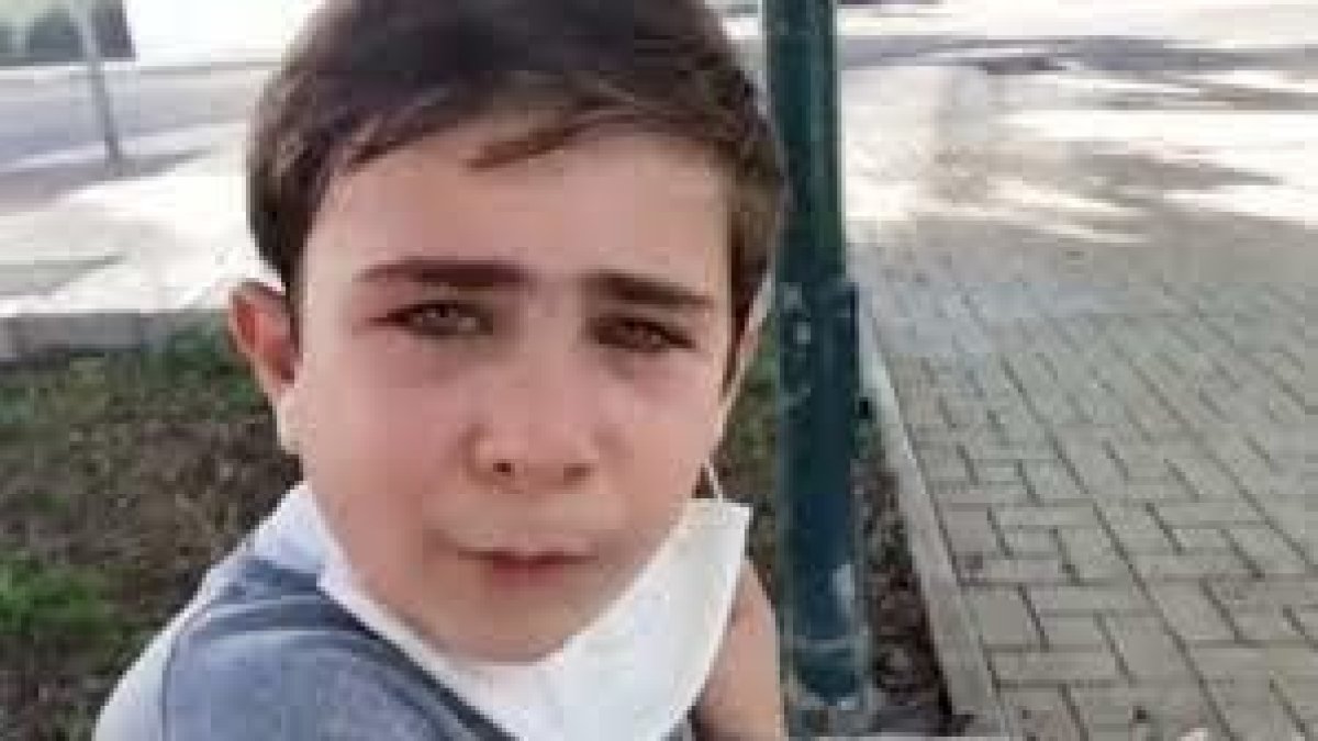 La reacció viral d'un nen després de vacunar-se contra la Covid i descobrir que hi ha una segona dosi