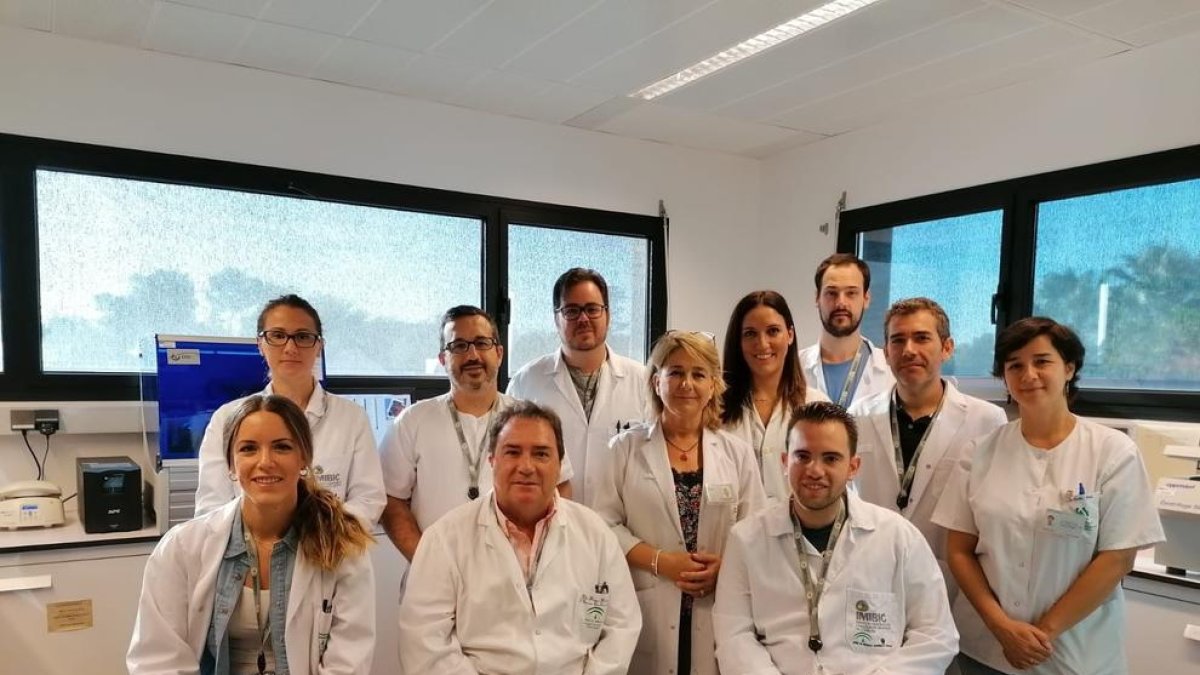 Investigadors de l'àrea de Malalties Infeccioses del CIBER (CIBERINFEC) a l'Institut Maimónides d'Investigació Biomèdica de Còrdova (IMIBIC).