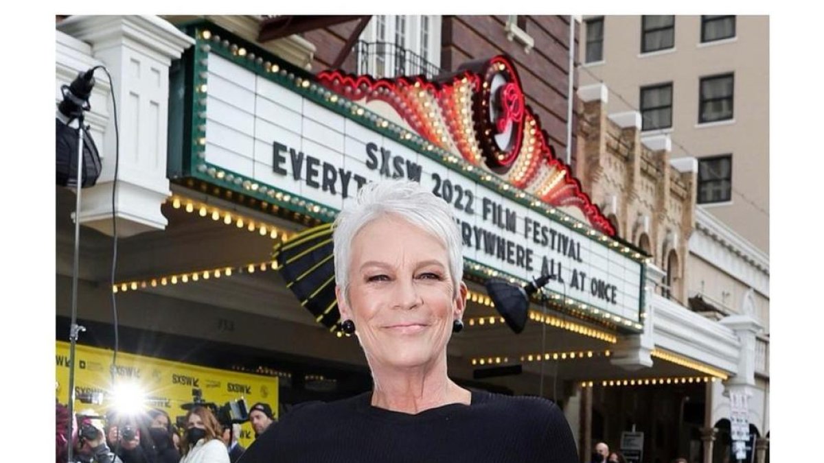 Jamie Lee Curtis es rebel·la contra la dictadura del cos perfecte: “He amagat la panxa des que tenia 11 anys”