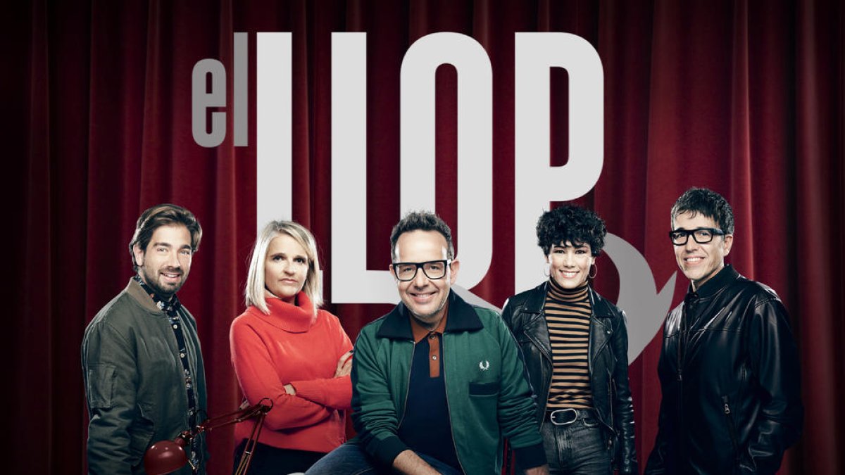 L’equip que lidera Àngel Llàcer, amb els seus ajudants al càsting d’actors per a ‘Terra baixa’.