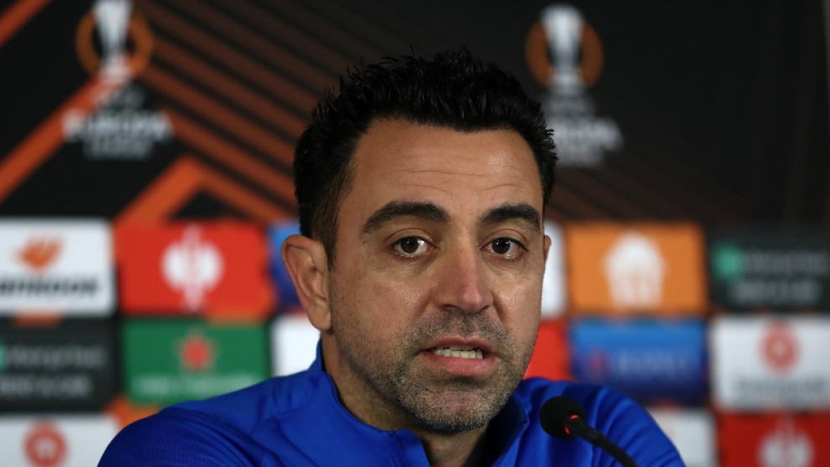 Xavi Hernández ayer en su comparecencia ante los medios.