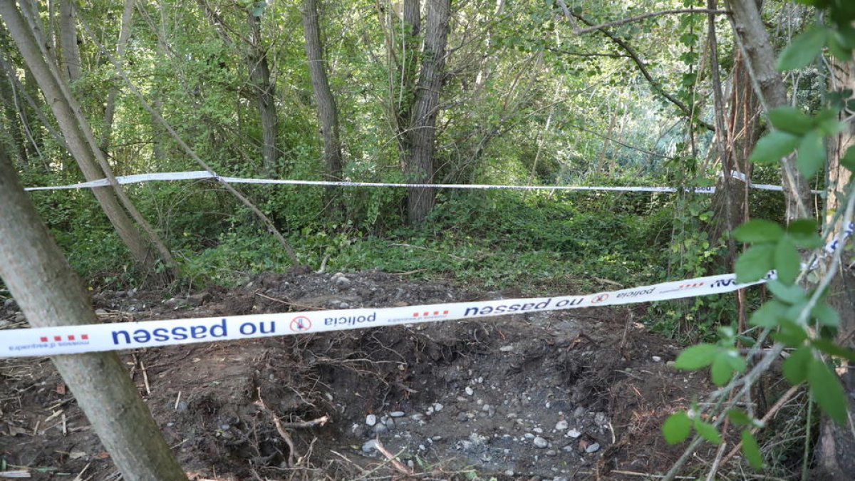 Lloc on va ser localitzat el cadàver, prop del riu a Albesa, el passat 13 d’octubre.