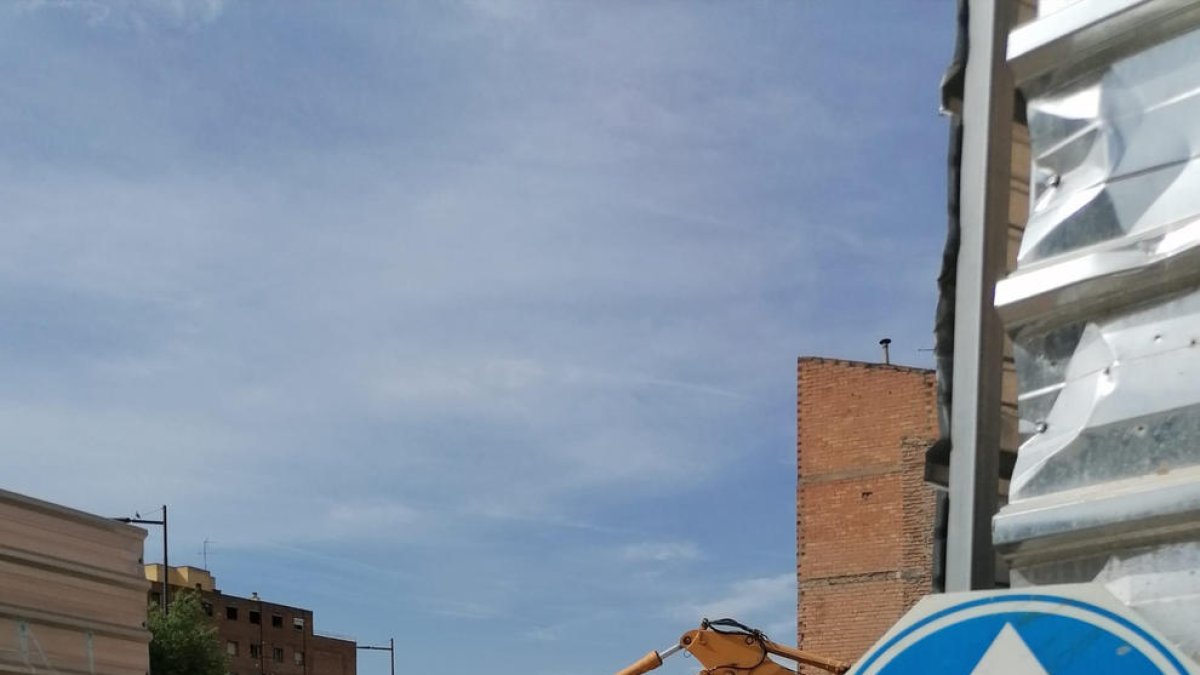 Obras para un bloque con 20 viviendas en Prat de la Riba