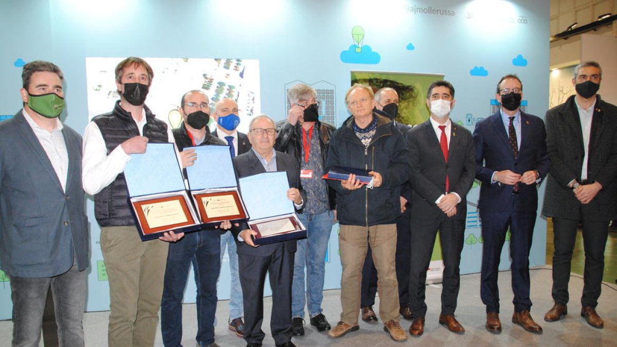 Puigneró, con Marc Solsona y Bernat Solé, presidió la entrega de premios de maquinaria agrícola.