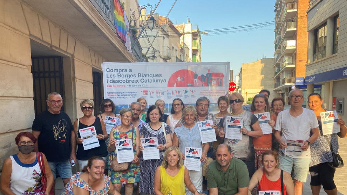 Les Borges entrega los premios del sorteo 'Compra i descobreix Catalunya'