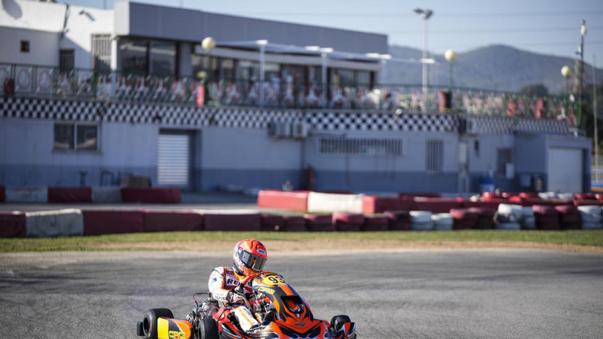 Marc Márquez, durant la sessió de proves al Karting Vendrell.