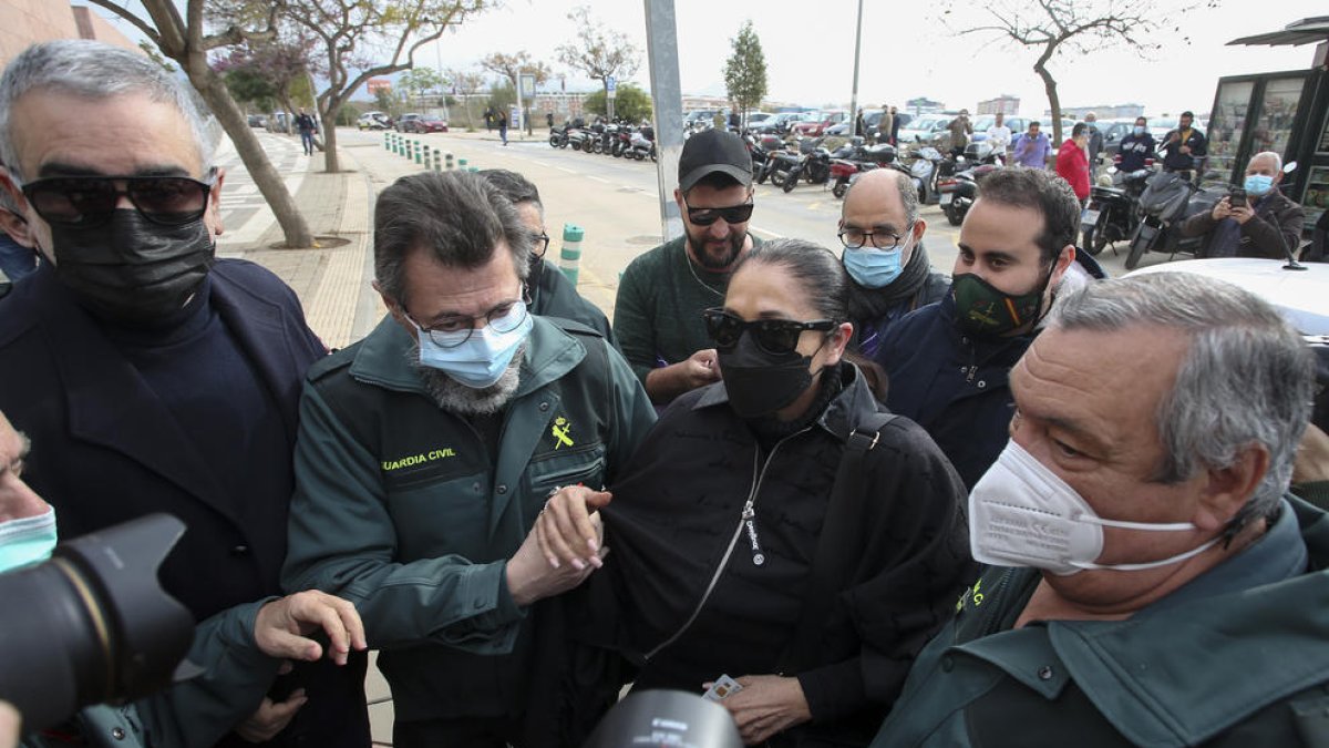 Isabel Pantoja arriba al Jutjat per a un judici|seny on li demanen 3 anys de presó