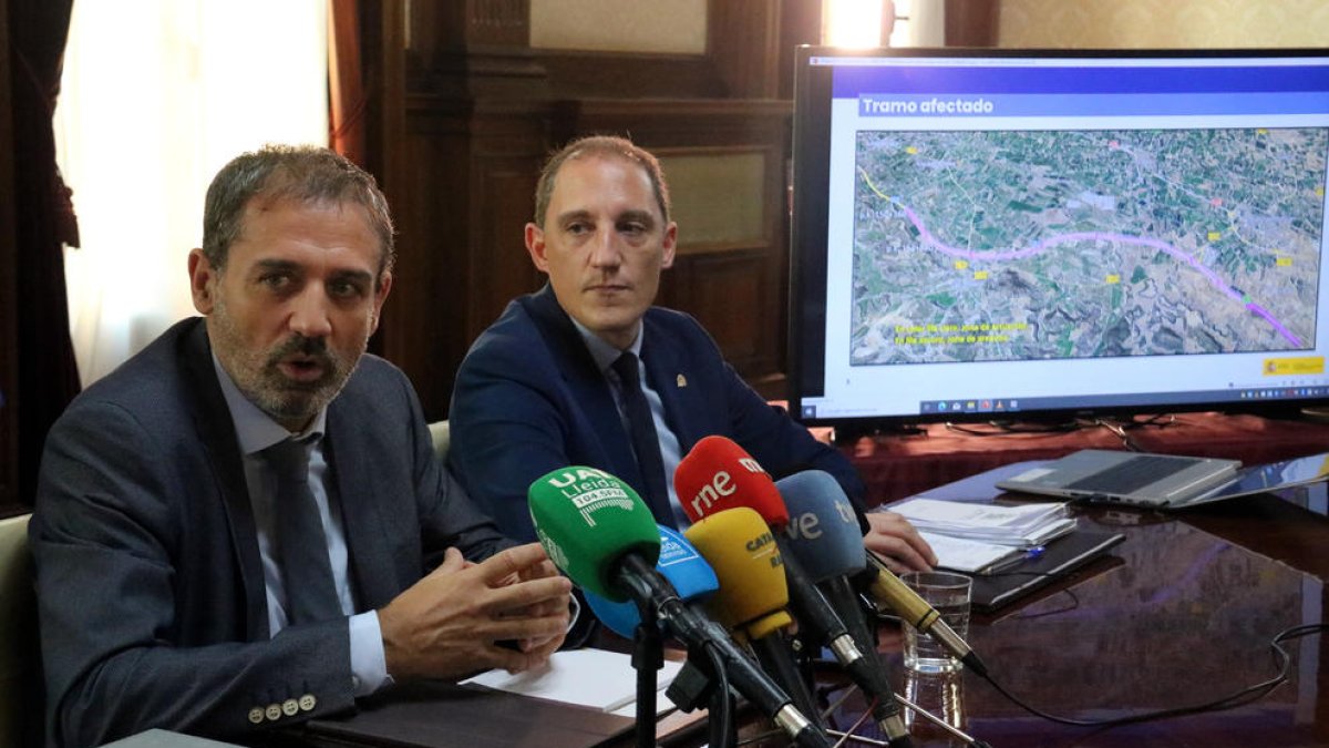 Un sistema làser i balises de colors guiaran els conductors a l'AP-2 entre Castelldans i Borges en cas de boira intensa