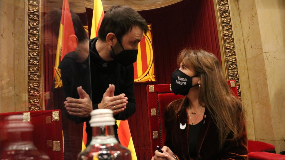 La presidenta del Parlament, Laura Borràs, amb Pau Juvillà, en una imatge d’arxiu.