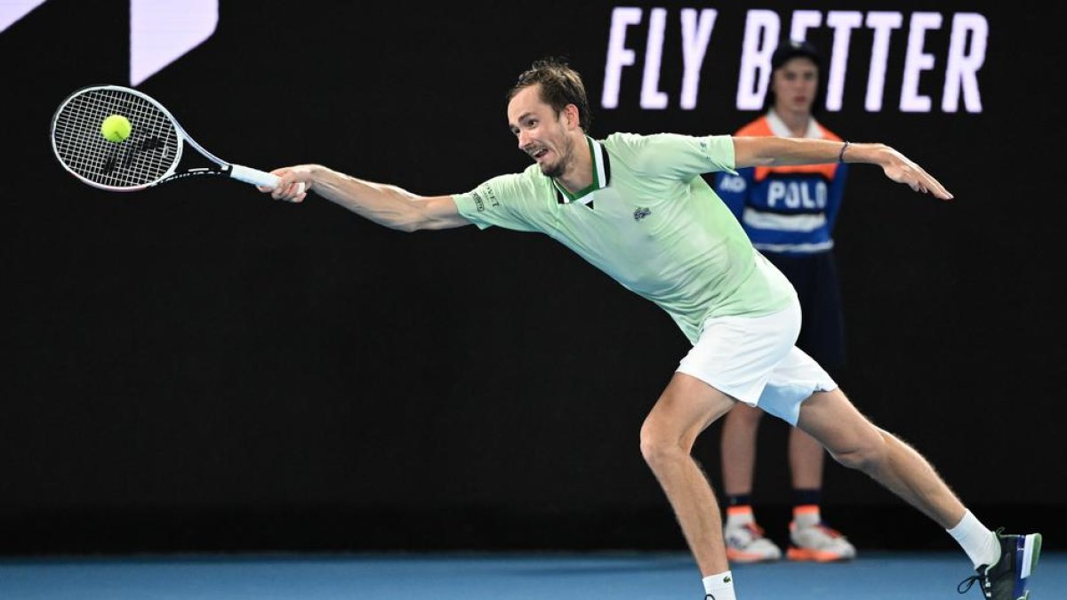 Medvedev després de ser derrotat per Nadal: