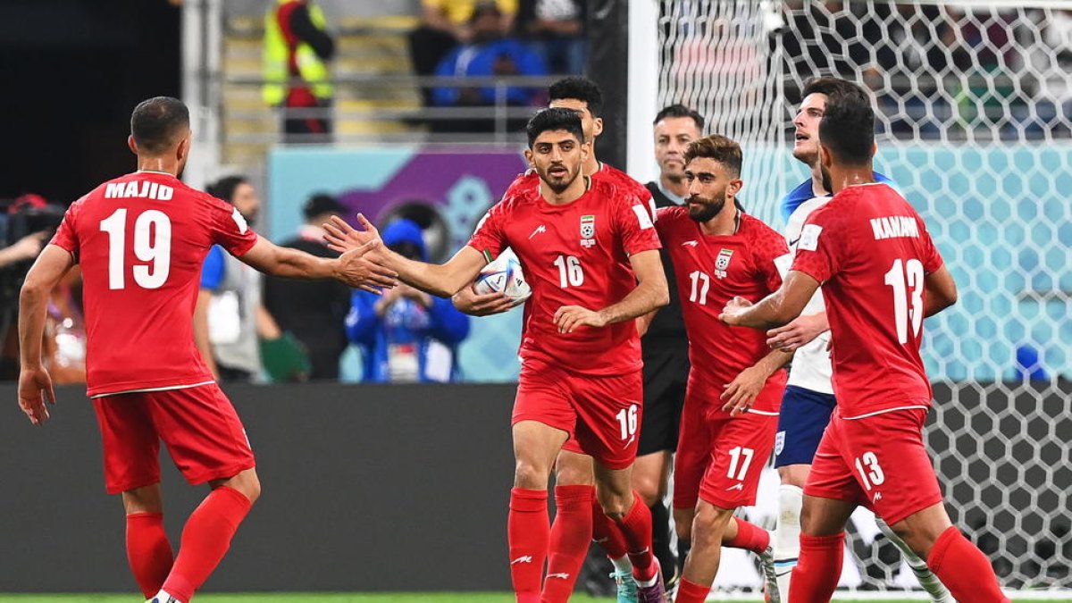 Inglaterra - Irán: 6-2. Faltó el brazalete, rebosaron los goles