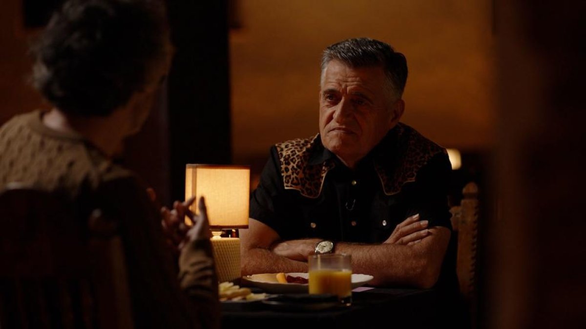 Wyoming conversarà amb diferents persones segons el tema.