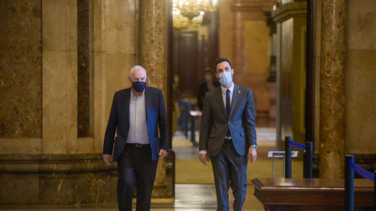Roger Torrent i Ernest Maragall, junts al Palau de la Generalitat el juliol del 2020.