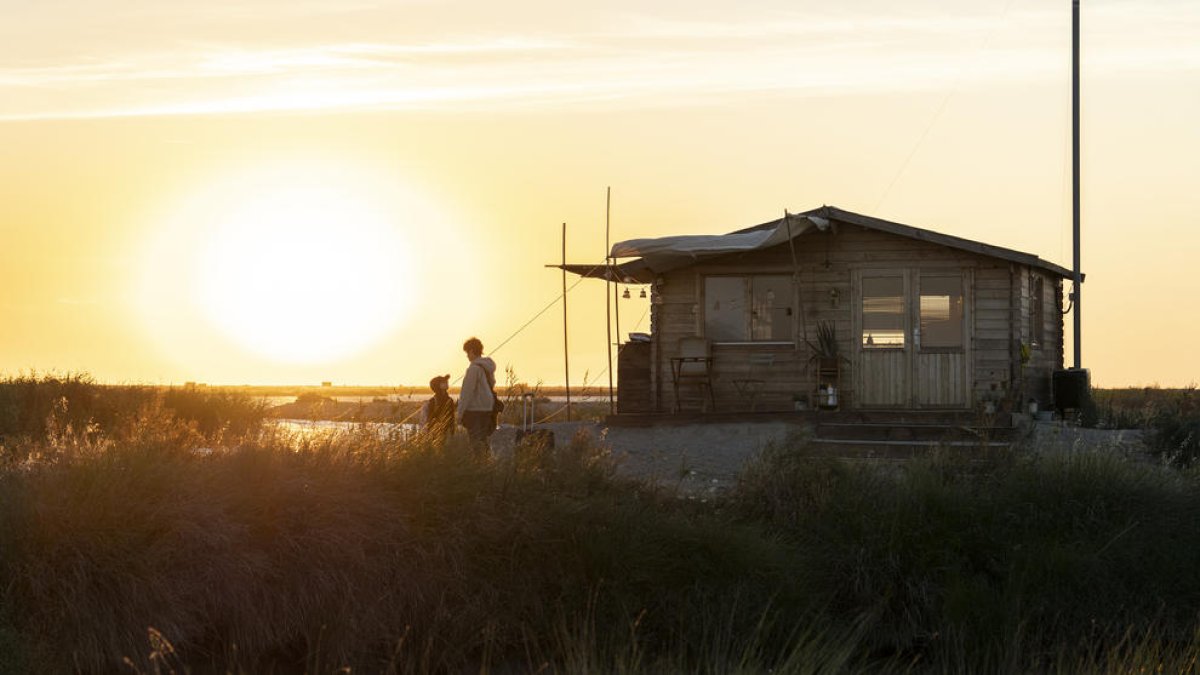 La serie cuenta con localizaciones en Cádiz, Tarifa, Cabo de Gata, Madrid, Guadalajara y Toledo.