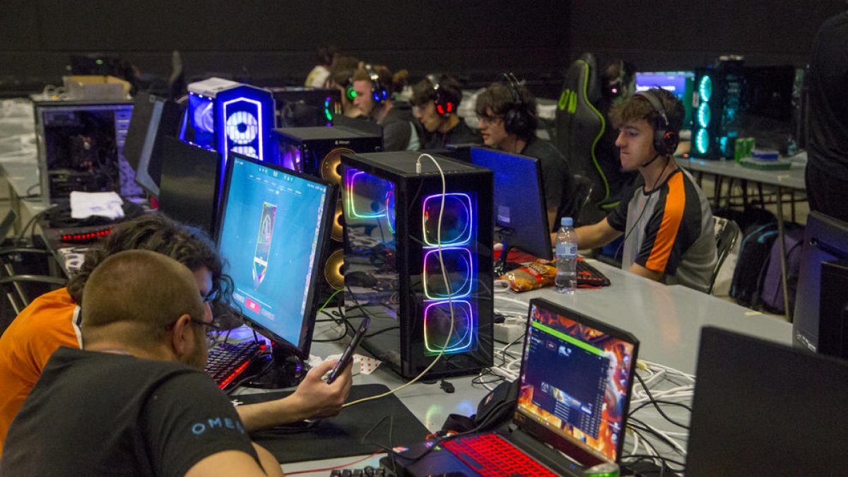 Més de 200 persones participen en la segona edició del certamen, que finalitza demà.