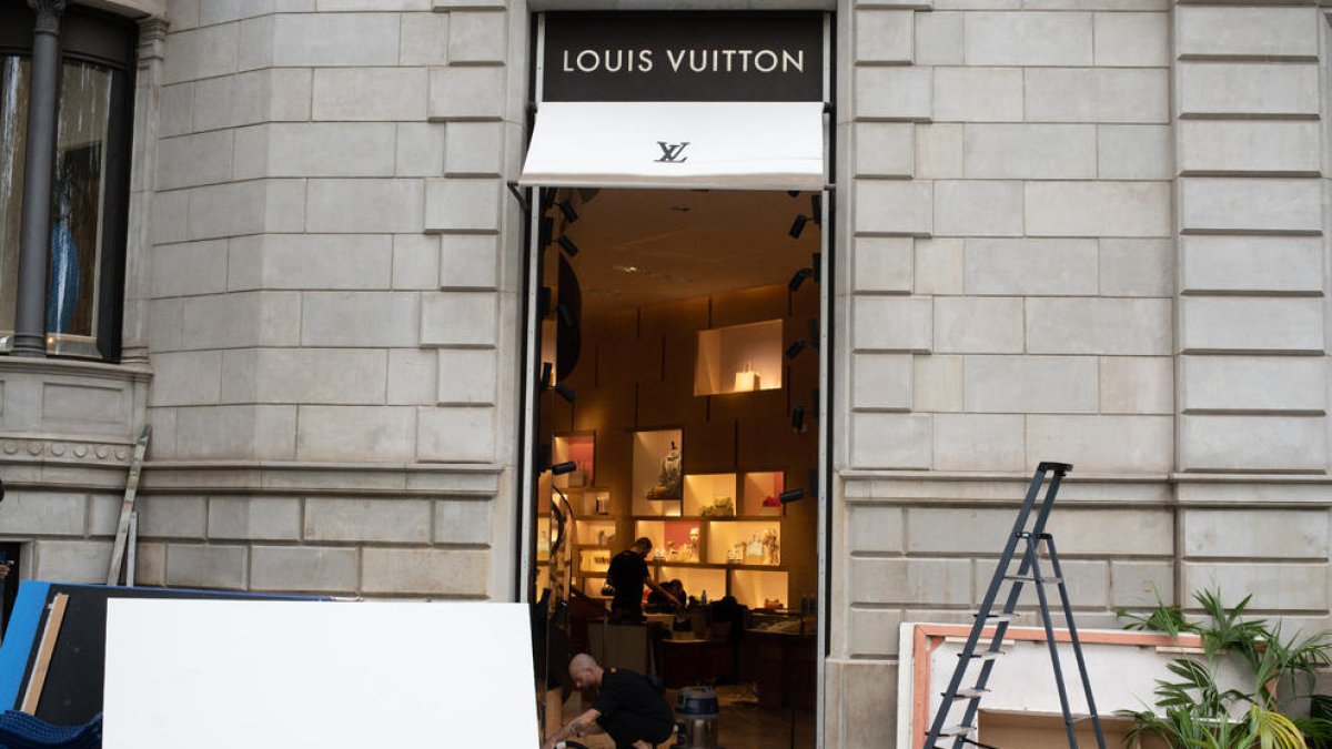 Imagen del escaparate atacado con el método del alunizaje.