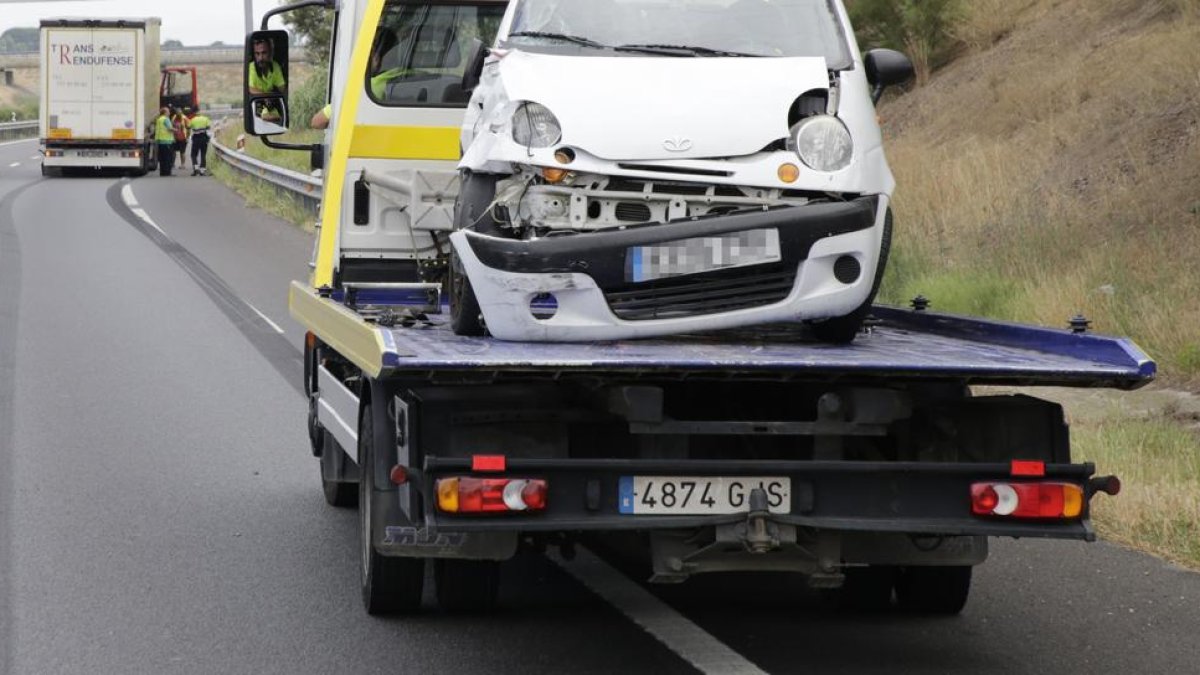Imatge d'arxiu d'una grúa d'assistència en carretera.
