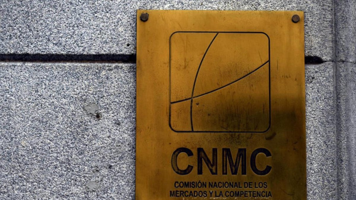 La Comisión Nacional de los Mercados y la Competencia (CNMC) .