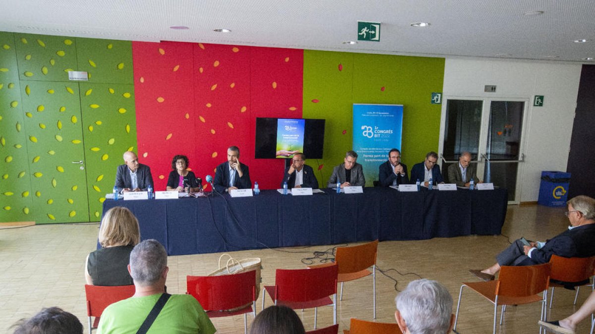 Momento de la presentación del Congreso Bit por parte de autoridades ayer en la Llotja.