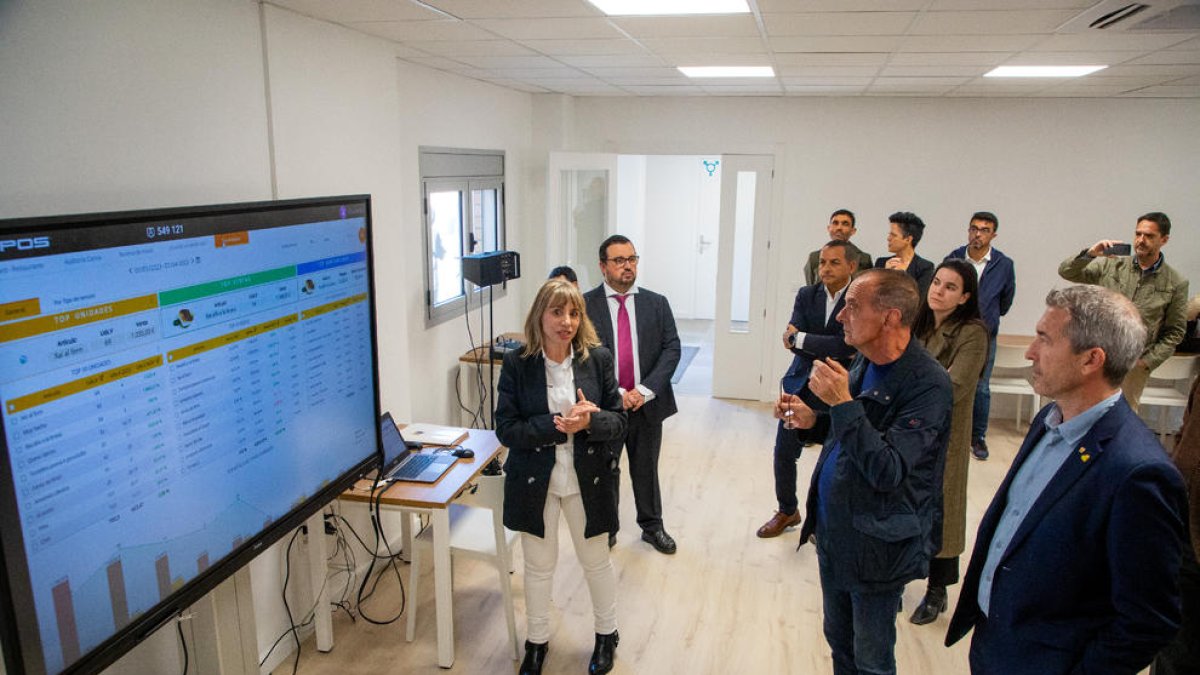 El aula tiene un sistema de gestión y planificación de pedidos.