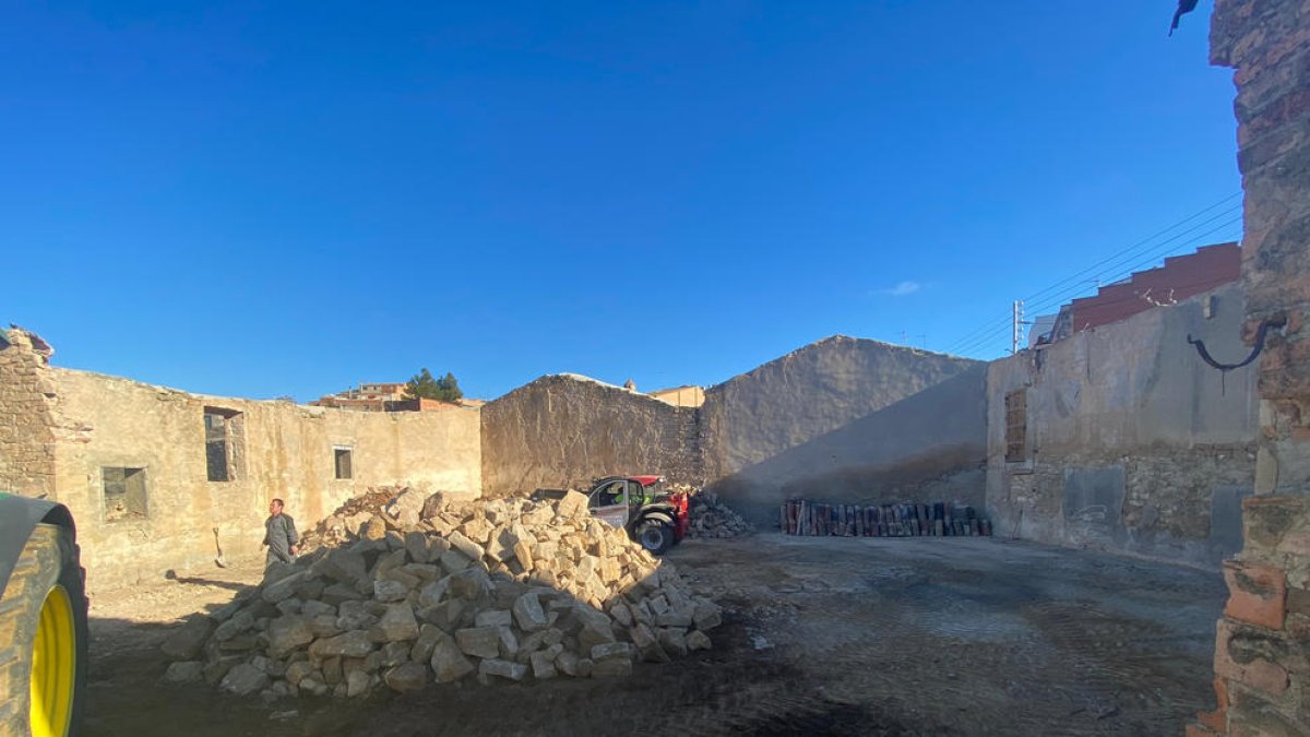 L’espai que es destinarà al nou tanatori i magatzem.