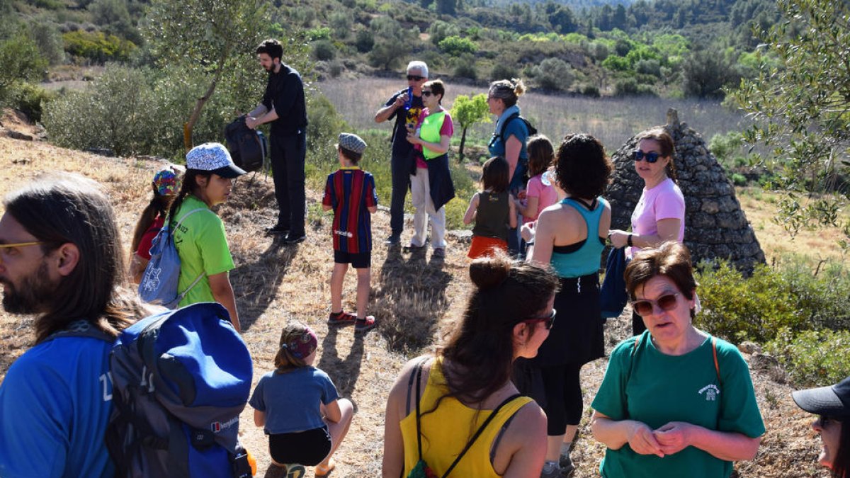 Alguns dels participants en la caminada de Torrebesses.